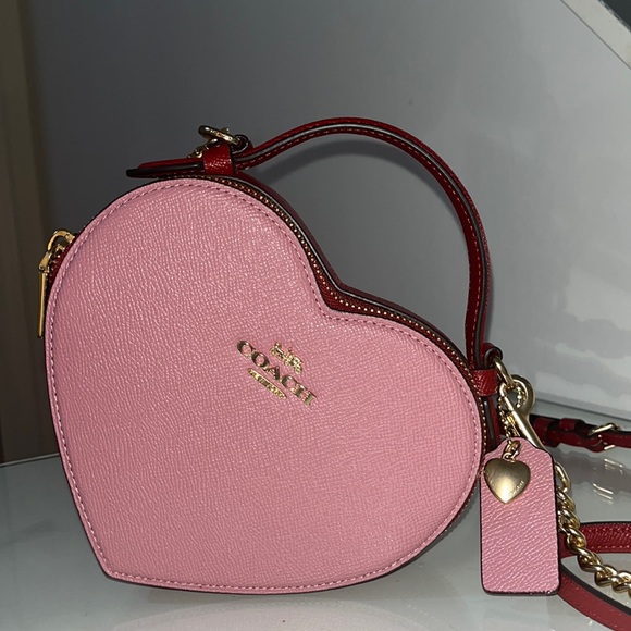 As New Coach heart color block bag - Picture 2 of 7